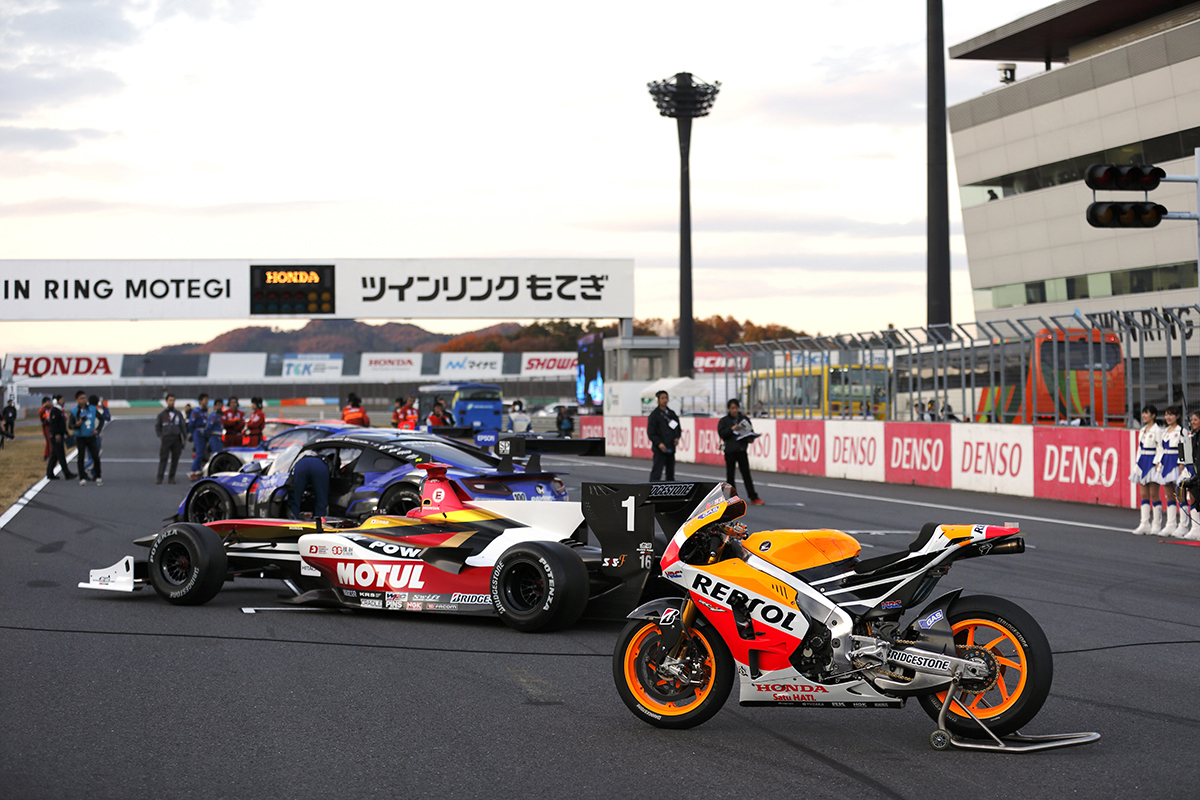 12月3日 日 Honda Racing Thanks Day 17 の開催決定 Auto Messe Web 自動車情報サイト 新車 中古車 Carview
