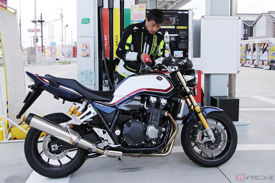 The 燃費 王道ビッグネイキッド ホンダ Cb1300 Super Four Sp はどれだけ燃料を消費する バイクのニュース 自動車情報サイト 新車 中古車 Carview