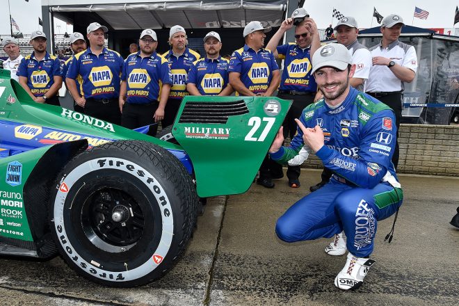 インディカー第8戦デトロイト予選 ロッシが今季2度目のポール獲得 琢磨は下位に沈む Autosport Web 自動車情報サイト 新車 中古車 Carview