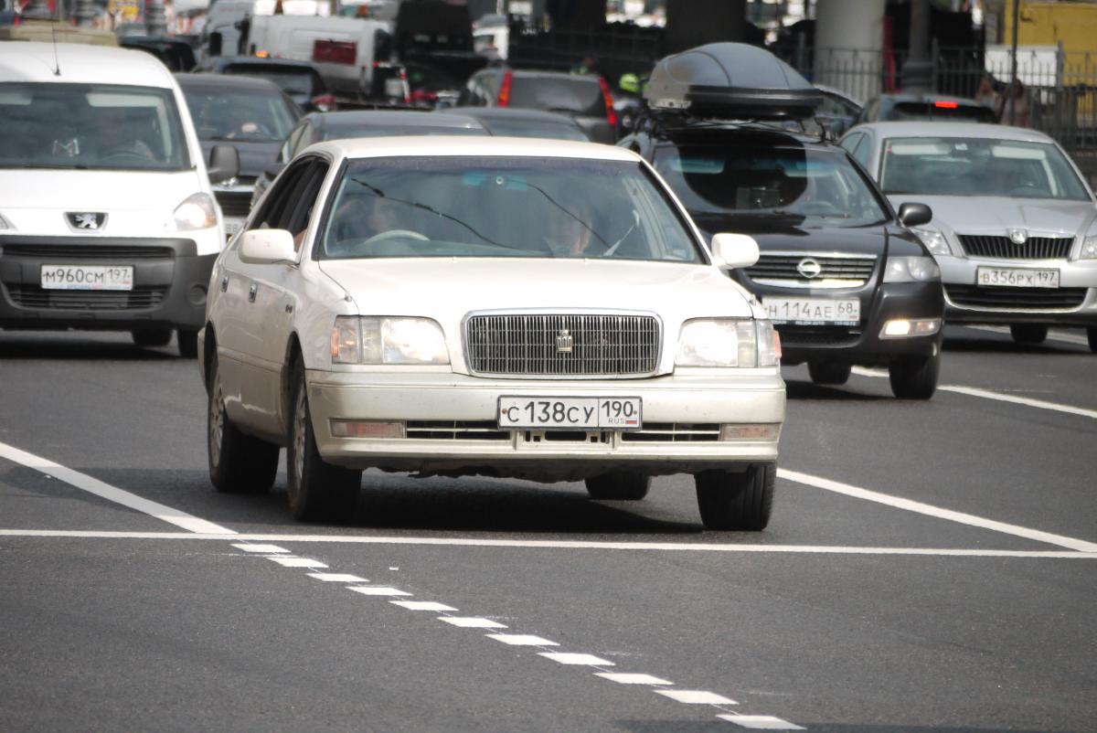 日本の右ハンドル仕様が走りまくる ロシアのカオスな中古車事情 Web Cartop 自動車情報サイト 新車 中古車 Carview