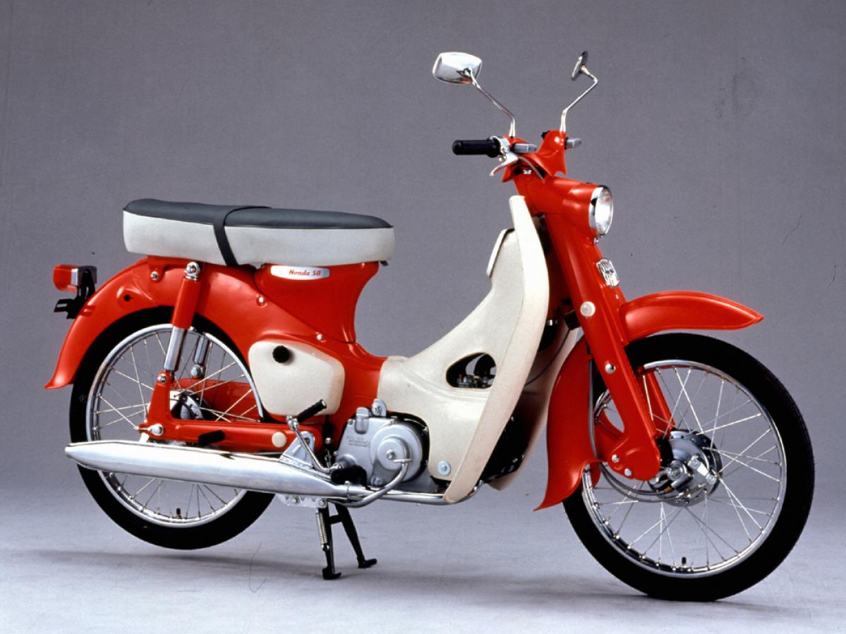 スーパーカブの歴代限定モデルをプレイバック 今買うなら60年記念車 Motorfan の写真 11ページ目 自動車情報サイト 新車 中古車 Carview