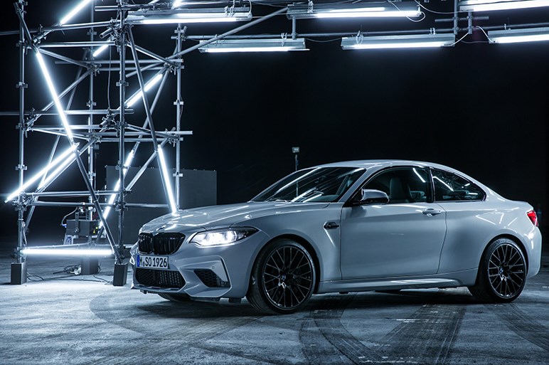 BMW M2コンペティションが一風変わった記録に挑戦