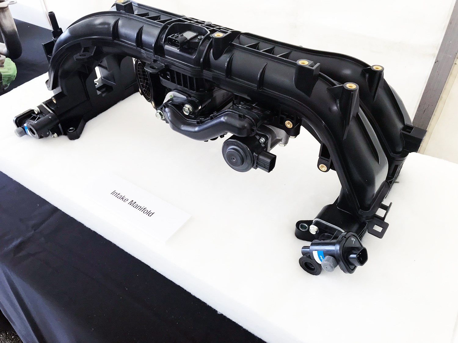 【フルモデルチェンジ】スバル新型フォレスターのハイブリッドは専用エンジンを持つ