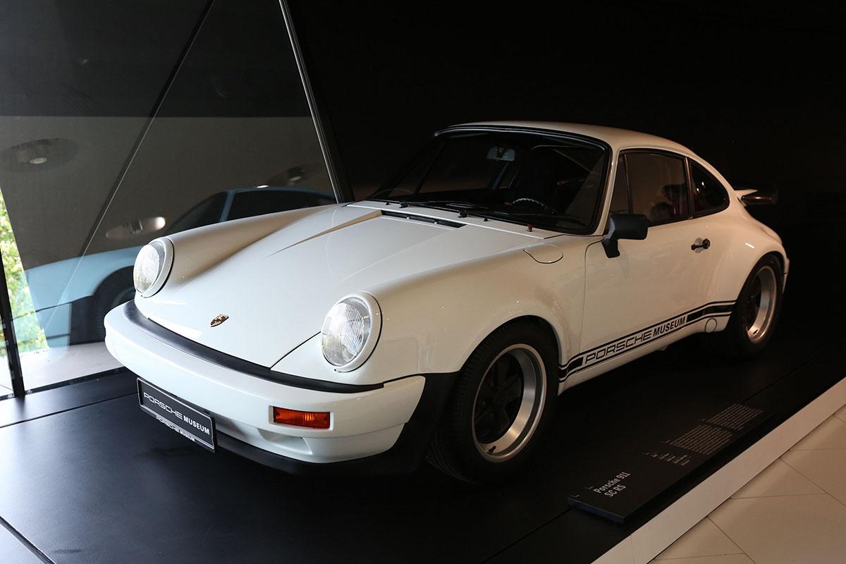 ポルシェ嫌いだったレーシングドライバーを衝撃が貫いた 911が世界中のクルマ好きを魅了する理由とは Web Cartop 自動車情報サイト 新車 中古車 Carview