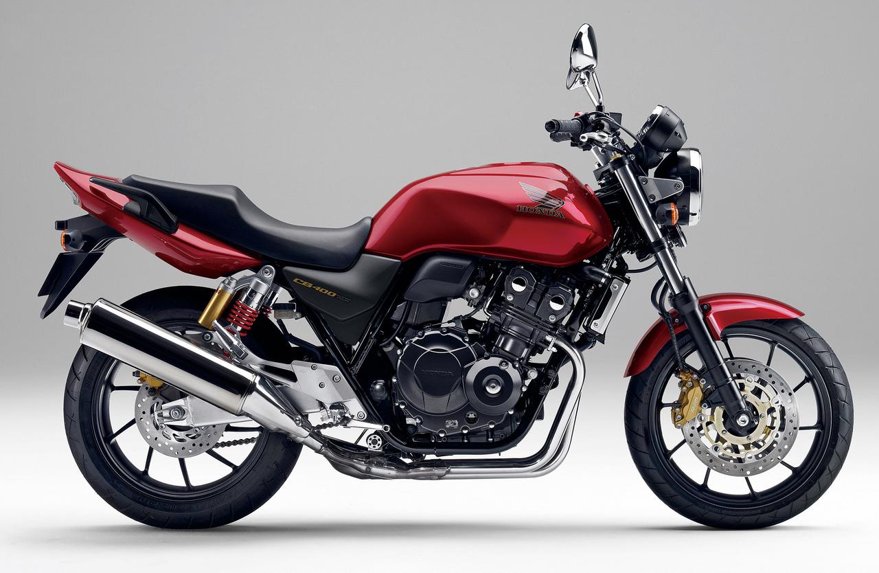 先進装備と抜群の走りでライダーを陶酔させる名車 Honda Cb400super Bol D Or Abs Super Four Abs 14年 試乗インプレ Webオートバイ 自動車情報サイト 新車 中古車 Carview