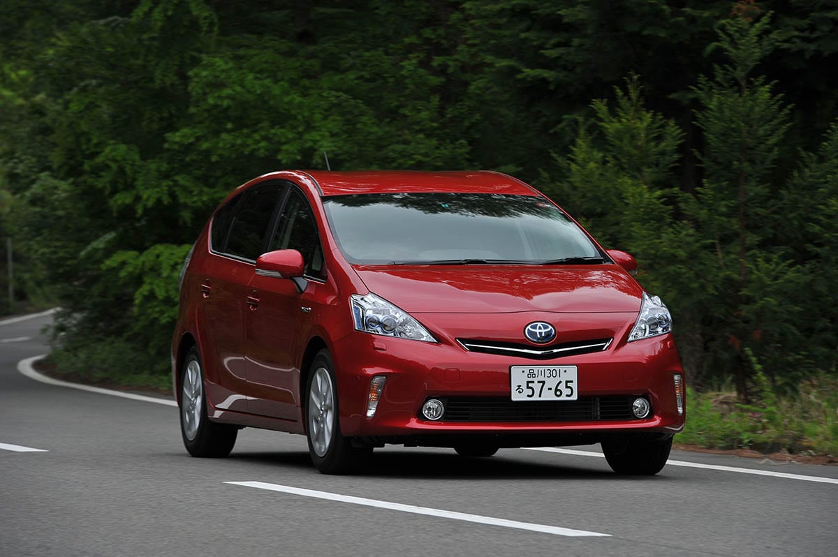 トヨタ プリウスa 11年5月 14年11月 中古車選びに役立つ 当時モノ 新車試乗記 スタイルワゴン ドレスアップナビ 自動車情報サイト 新車 中古車 Carview