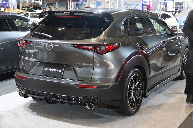 オートエクゼがマツダ Cx 30のチューニングキット装着車をお披露目 東京オートサロン Carview 自動車情報サイト 新車 中古車 Carview