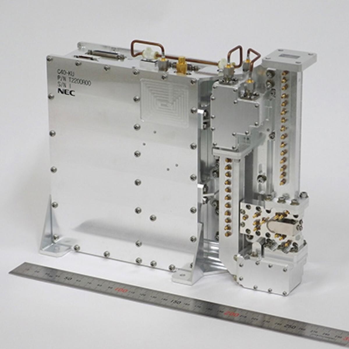 NECとJAXA：スペクトラム拡散通信方式を採用した商用通信衛星向けコマンド受信機を共同開発