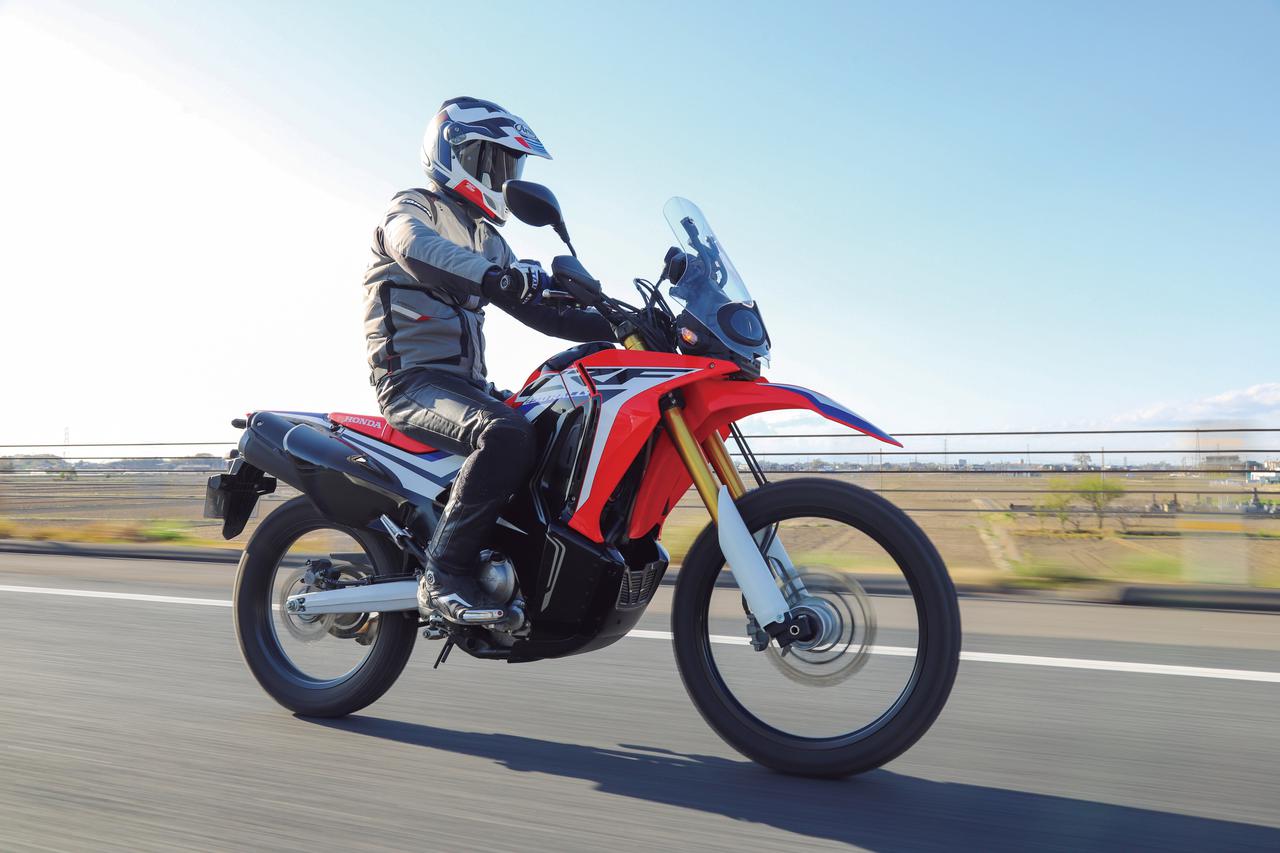 比較インプレ 250ccアドベンチャーを徹底検証 高速道路編 ホンダ Crf250 Rally ヤマハ Touring Serow スズキ V Strom250 Abs カワサキ Versys X250 Tourer Webオートバイ 自動車情報サイト 新車 中古車 Carview