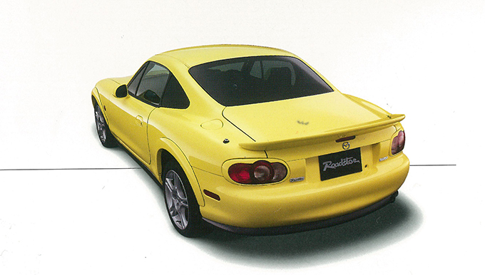 絶滅危惧車のマツダ ロードスタークーペ この名車にはハードトップのクーペモデルが2年間 179台だけ生産されていた カーセンサー 自動車情報サイト 新車 中古車 Carview