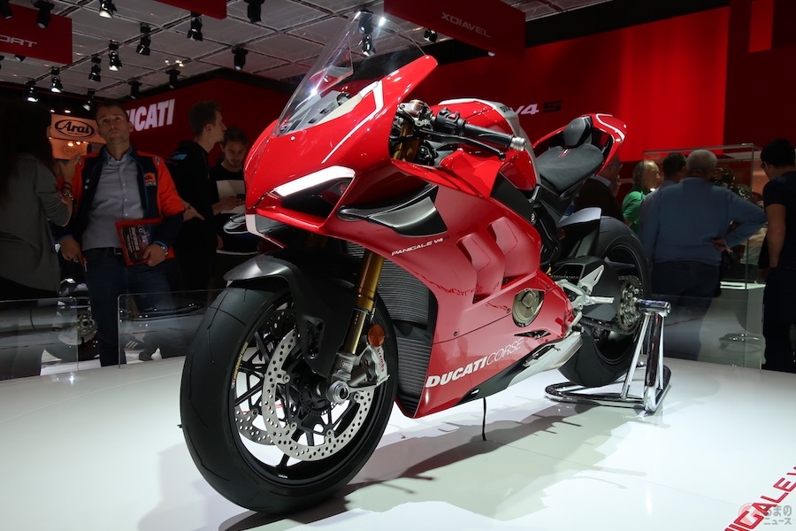 ドゥカティ史上最強のスーパースポーツモデル「パニガーレV4 R」発表【EICMA2018】