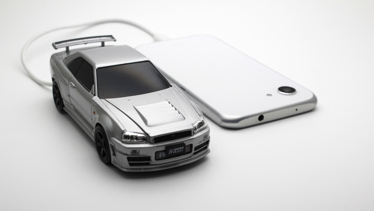 クルマ好き必見のモバイルバッテリー 車型スマホ充電器 日産スカイラインgt R R34 Nismo Z Tune Auto Messe Web 自動車情報サイト 新車 中古車 Carview