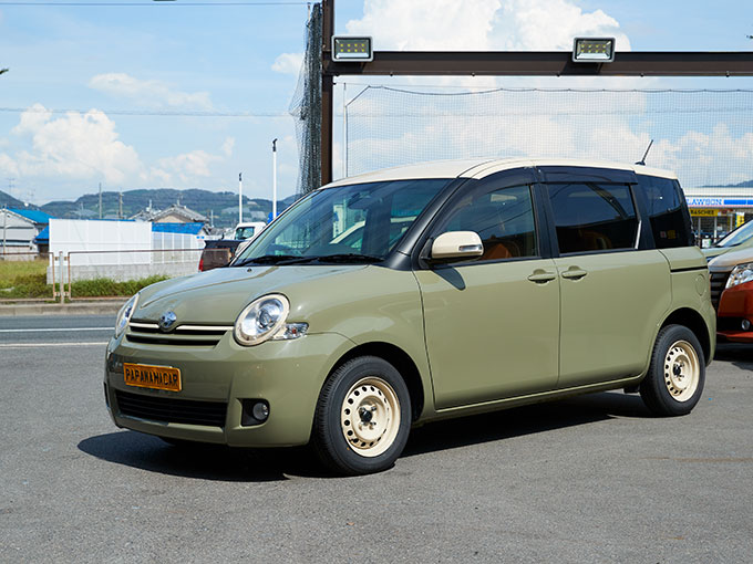 カーセンサー11月号は 人とかぶらない を叶える個性車を特集 キーワードは シンプル レトロ 野暮ったさ カーセンサー 自動車情報サイト 新車 中古車 Carview