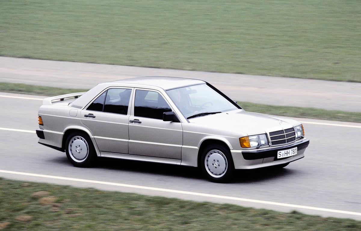 揶揄か愛着か付いたあだ名は 小ベンツ バブルの申し子 190e は意外な実力車だった Web Cartop 自動車情報サイト 新車 中古車 Carview