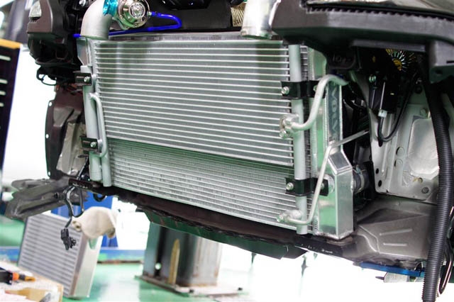 エアコンコンデンサーの小型化でラジエター冷却効率をアップ オートクラフト京都 Carview 自動車情報サイト 新車 中古車 Carview
