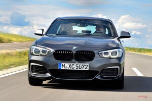 新型BMW 1シリーズ　日本導入　317万円～