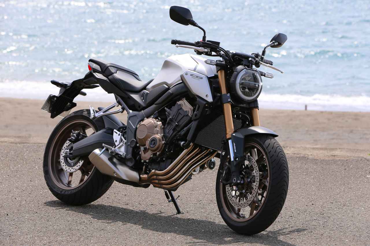 チュートリアル福田充徳さんも阿蘇で走った ホンダ Cb650r 解説 試乗インプレ 現行車再検証 Webオートバイ 自動車情報サイト 新車 中古車 Carview