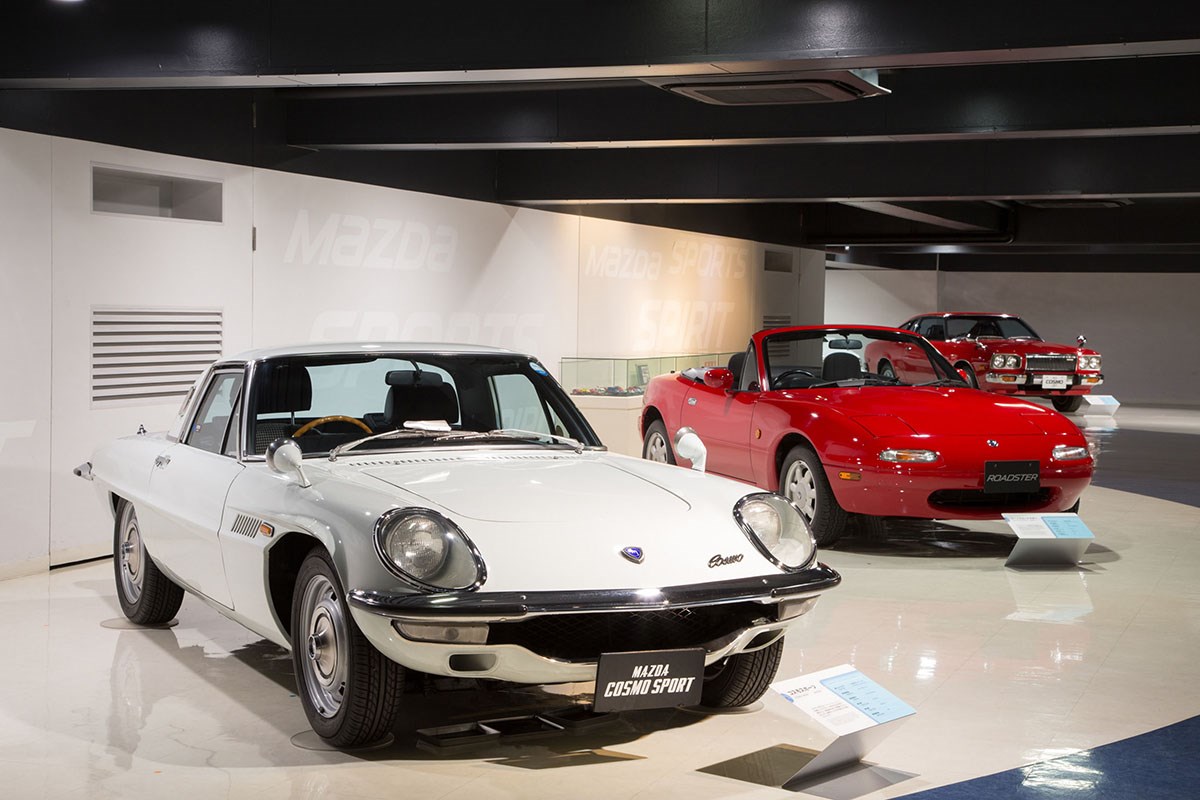 マツダがロータリー搭載車ではなく 60年前の軽自動車を100周年記念のモチーフにした理由 Carview 自動車情報サイト 新車 中古車 Carview