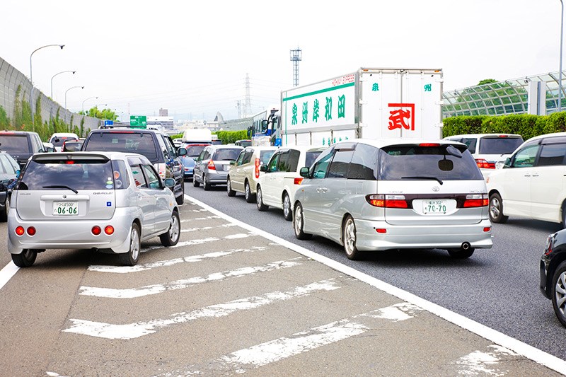 【夏の運転トラブル注意】「情けは人の為ならず」ドライバーの心構えで渋滞を減らすことができる