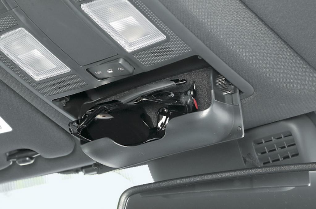 ワンランク上のゆとり マツダcx 8 収納スペースを総チェック 容量は 使い心地は Motorfan 自動車情報サイト 新車 中古車 Carview