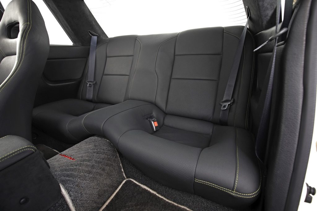 愛車の内装を劇的リフレッシュしてみないか ロブソンレザーの張替え術に迫る Web Option 自動車情報サイト 新車 中古車 Carview