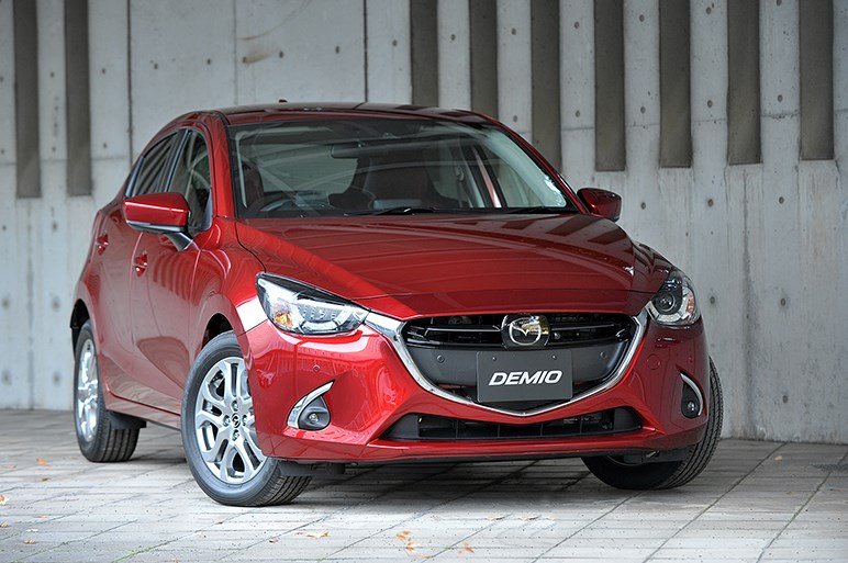 マツダ デミオ ロードスターを改良 それぞれに特別仕様車も設定 Carview 自動車情報サイト 新車 中古車 Carview