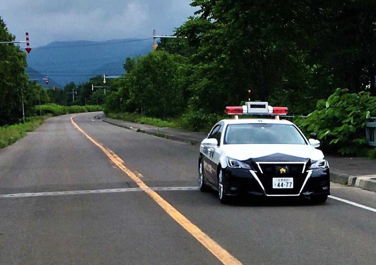 真夏の北海道は 罠だらけ これが 北海道警の移動オービス取り締まり現場だ Motorfan 自動車情報サイト 新車 中古車 Carview