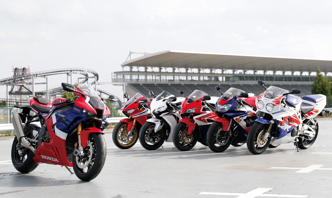 Cbr1000rr R徹底攻略 3 ついに日本降臨 史上最強cbr スタンバイ完了 Cbr歴代モデル比較編 Webオートバイ 自動車情報サイト 新車 中古車 Carview