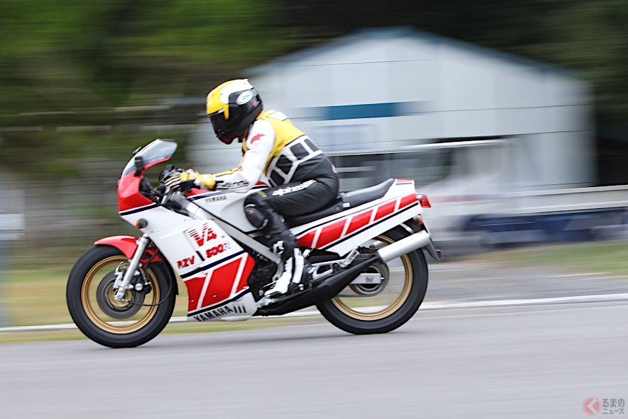 2スト500 ドッカンパワーに怒涛の加速 昭和を彩ったヤマハ Rzv500 くるまのニュース 自動車情報サイト 新車 中古車 Carview