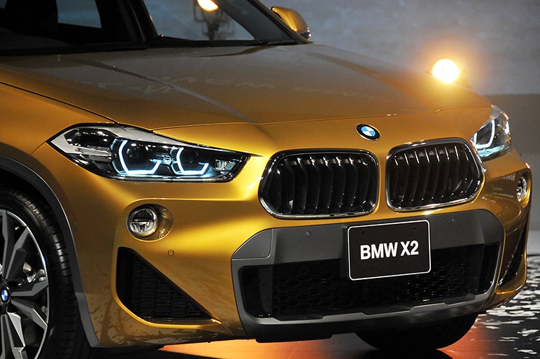 新型コンパクトsuv Bmw X2を日本発売 エンジンは2機種で436万円から Carview 自動車情報サイト 新車 中古車 Carview