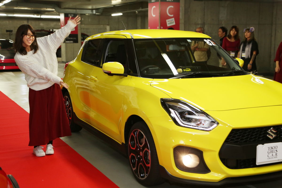 スポーツカー好き女子40名が アキバ をジャック 東京ガールズカーコレクション Auto Messe Web の写真 24ページ目 自動車情報サイト 新車 中古車 Carview