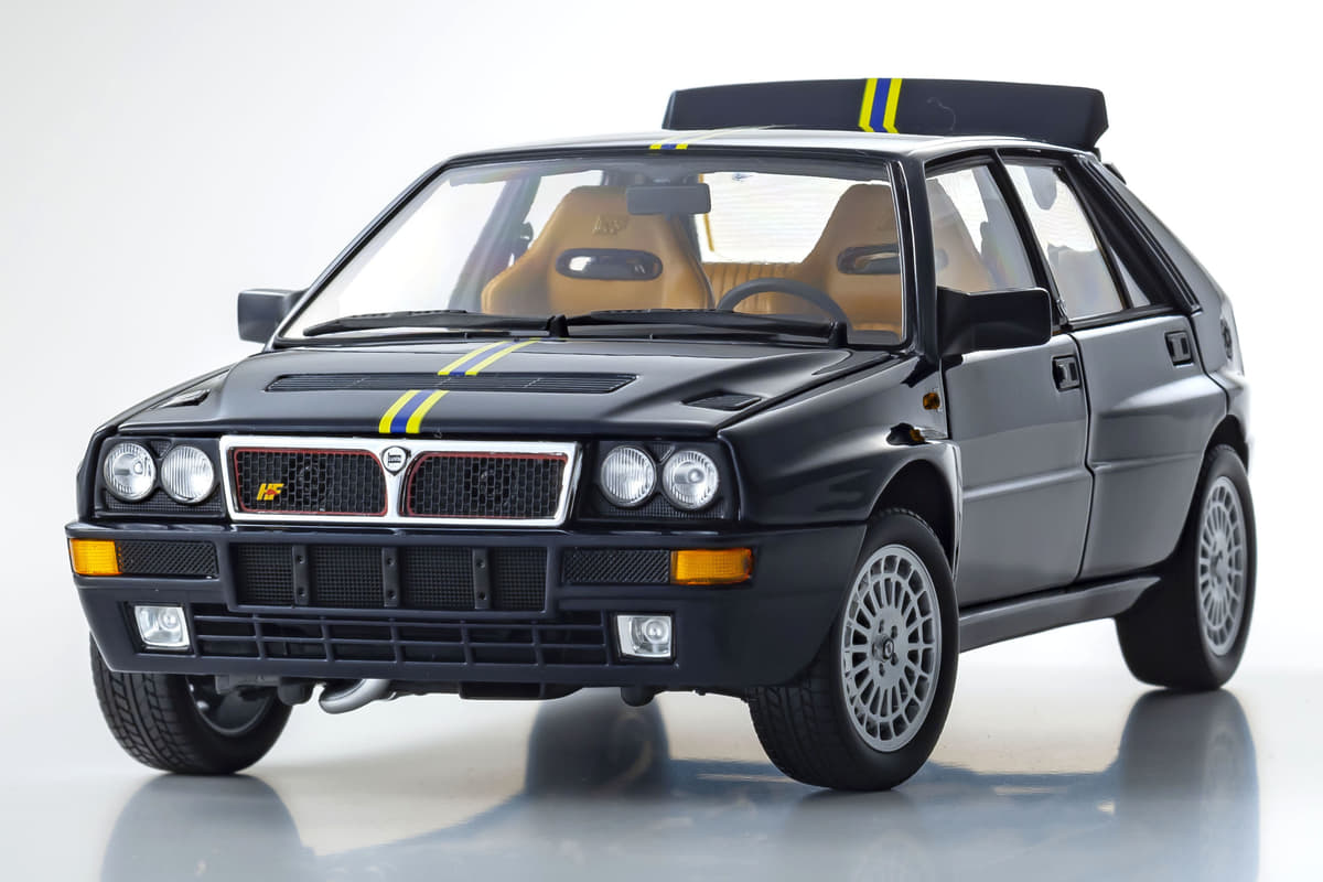 エボォルツィオーネii Club Hi Fi仕様 と コレツィオーネ ランチアデルタのレアモデルが京商によりミニカー化 Auto Messe Web 自動車情報サイト 新車 中古車 Carview
