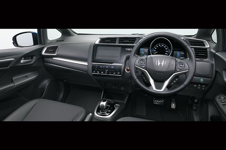 見た目勝負のホンダ新コンプリートカー フィット モデューロ スタイル発表 Carview 自動車情報サイト 新車 中古車 Carview