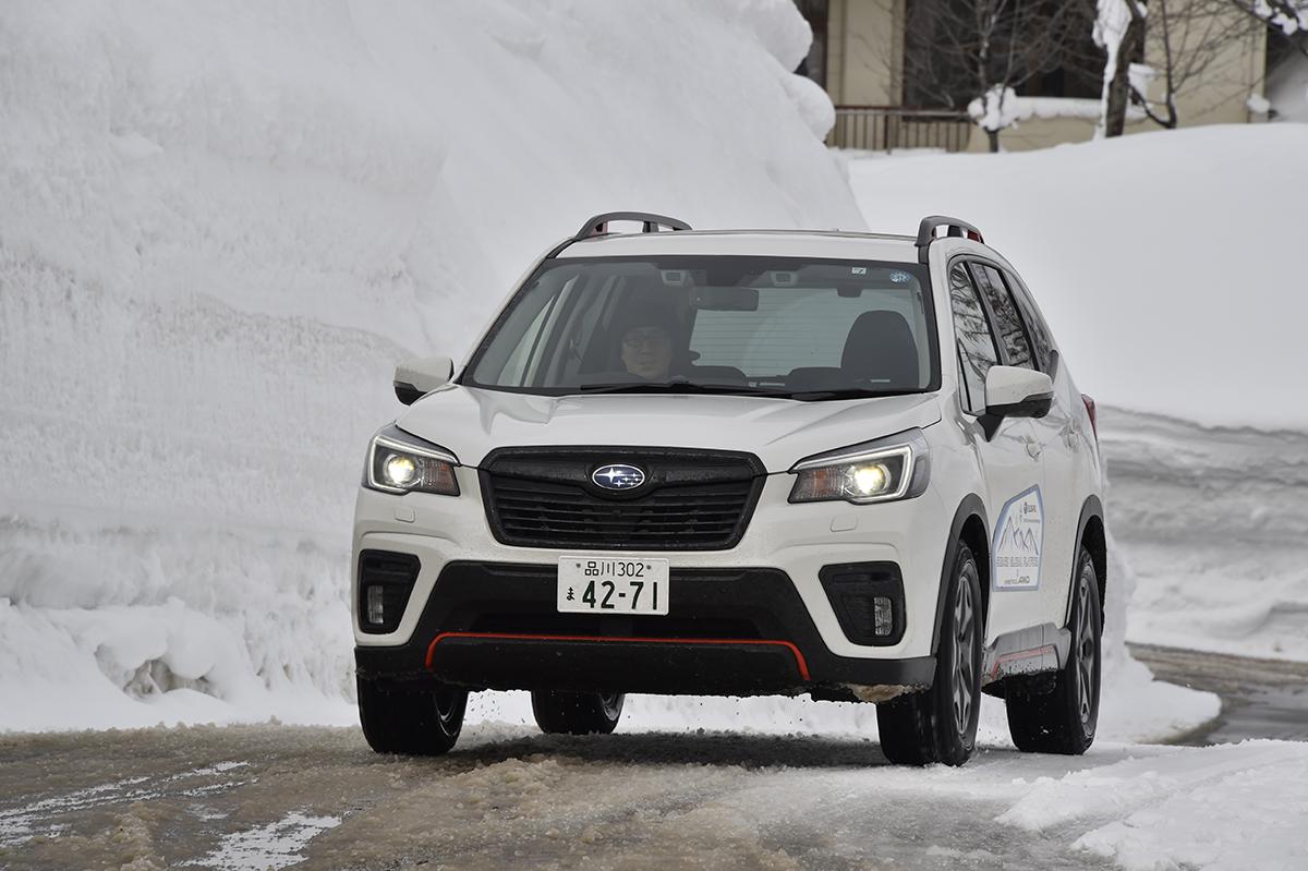 試乗 Awdとe Boxerは雪道でも高い安心感を披露 スバル最新suvを豪雪地帯で試す Web Cartop の写真 28ページ目 自動車情報サイト 新車 中古車 Carview