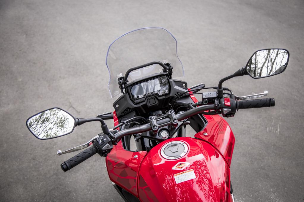 実走燃費28 6km L ホンダ 400xは 何から何までちょうどいい そんなバイクである Motorfan 自動車情報サイト 新車 中古車 Carview