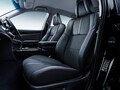 クラウンに安全性とデザイン性を高めた特別仕様車