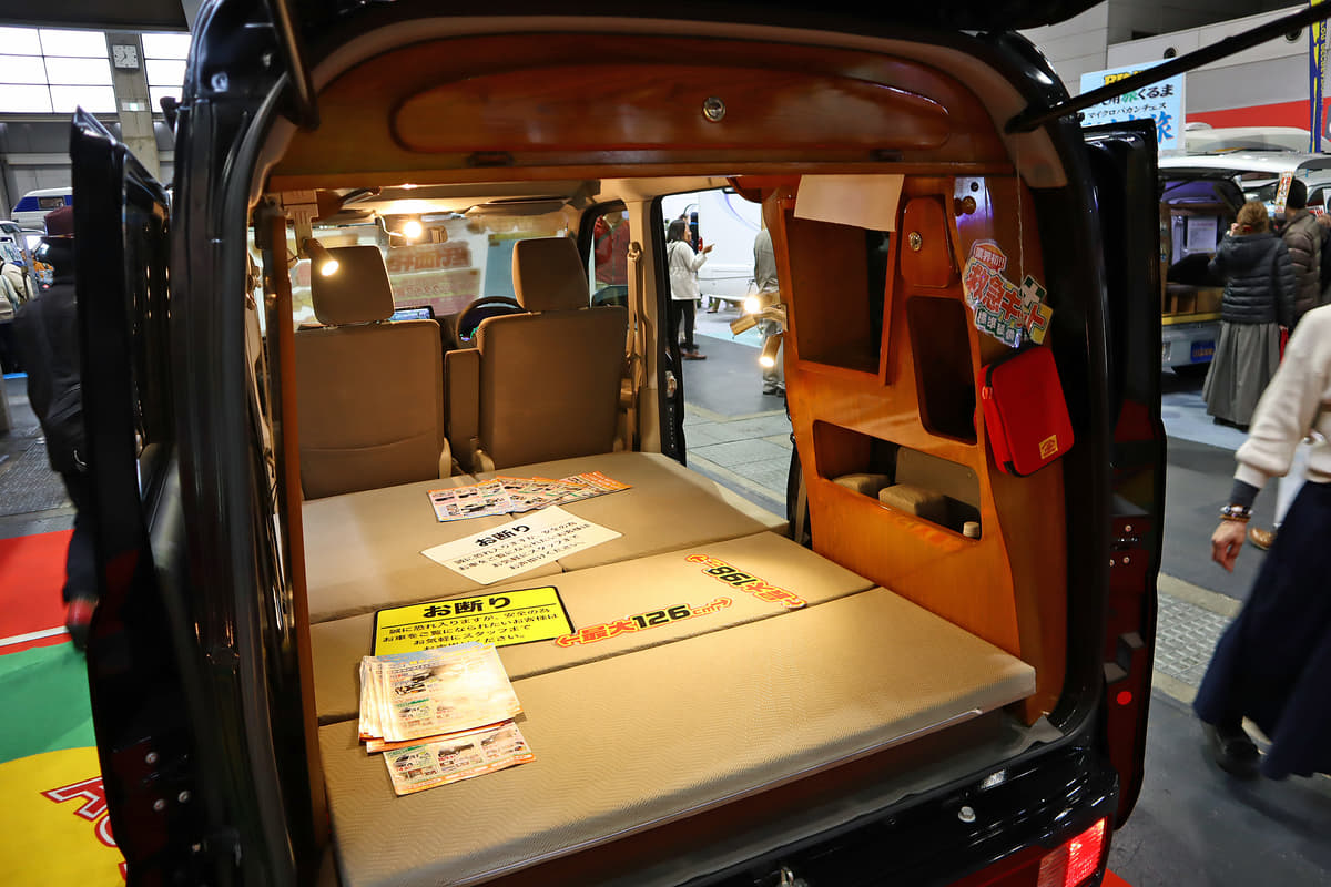 日本独自の小型キャンピングカー 軽キャン がシニア夫婦に最適な理由５つ Auto Messe Web 自動車情報サイト 新車 中古車 Carview