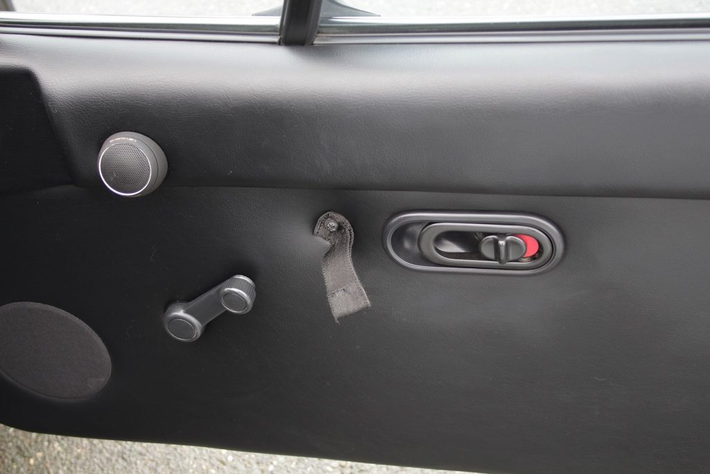 マツダ認定の改造車量産会社 M2 の遺作 Na8cベースのコンプリート M2 1028 に乗った Maniaxcars Web Option の写真 7ページ目 自動車情報サイト 新車 中古車 Carview