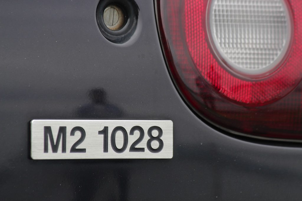 マツダ認定の改造車量産会社 M2 の遺作 Na8cベースのコンプリート M2 1028 に乗った Maniaxcars Web Option 自動車情報サイト 新車 中古車 Carview