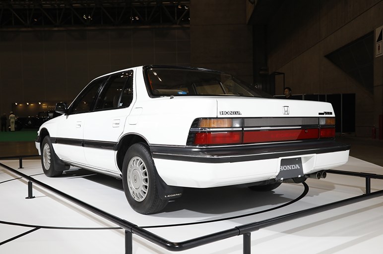 80年代懐かしの初代からsh Awdまで歴代レジェンドがズラリ Carview 自動車情報サイト 新車 中古車 Carview