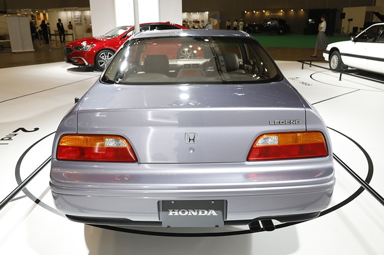 80年代懐かしの初代からsh Awdまで歴代レジェンドがズラリ Carview 自動車情報サイト 新車 中古車 Carview