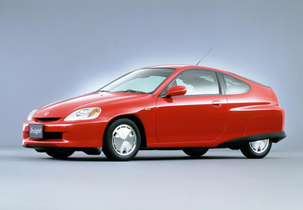 新旧比較 新型インサイトと初代 二代目のボディサイズを比べてみる Honda Insight Motorfan 自動車情報サイト 新車 中古車 Carview