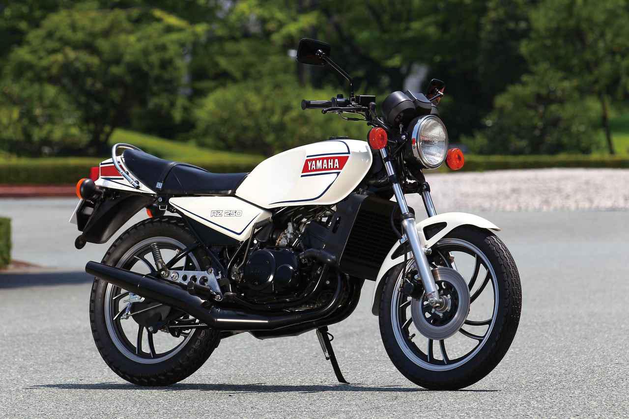 Yamaha Rz250 最後になるはずだった2ストロークの未来を切り開いた1台 4l3 心に残る日本のバイク遺産 1980年 2サイクル250cc史 編 Webオートバイ 自動車情報サイト 新車 中古車 Carview