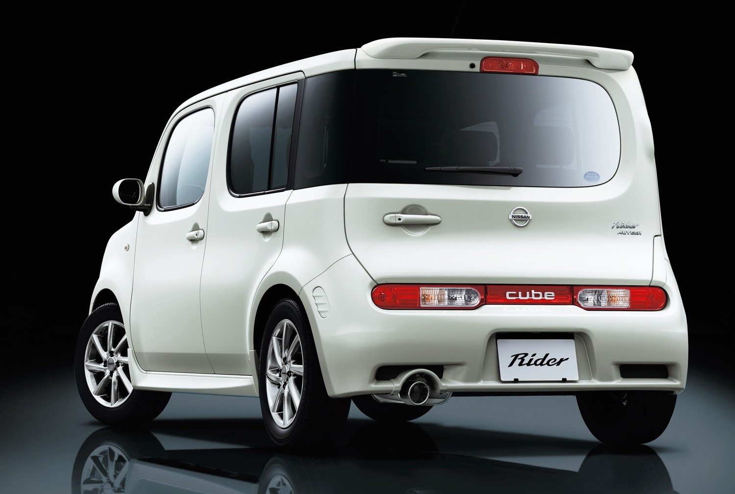 デビューから9年半 キューブライダー仕様変更で新型発売 ベストカーweb の写真 3ページ目 自動車情報サイト 新車 中古車 Carview