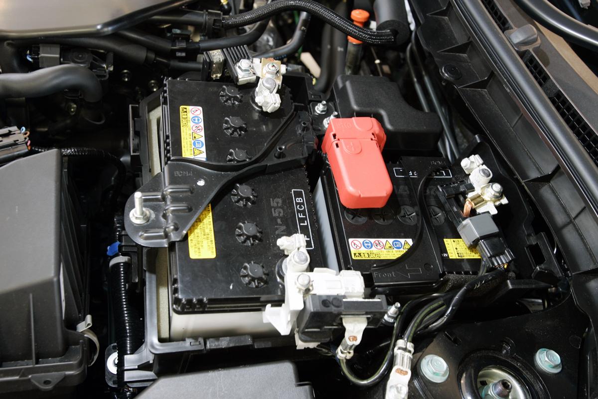 アイドリングストップの オフ スイッチはどんなシーンで使えばいいのか Web Cartop 自動車情報サイト 新車 中古車 Carview