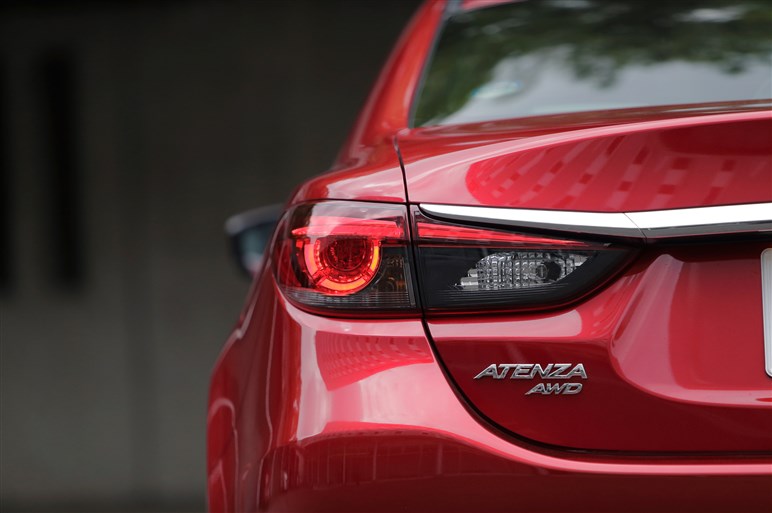 アテンザ ディーゼル改良モデルに試乗 好印象から一転 課題も見えた Carview 自動車情報サイト 新車 中古車 Carview