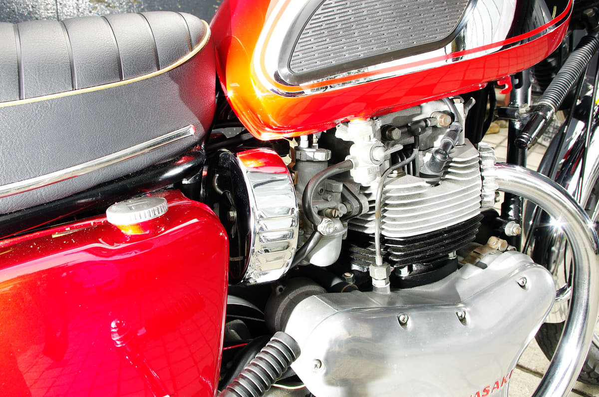 ダブワン マッハ ケーゼロ 愛称で呼ばれた60年代生まれの大型国産バイクたち Auto Messe Web 自動車情報サイト 新車 中古車 Carview