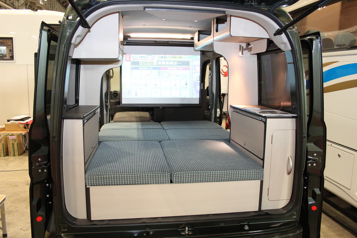 個性的なキャンピングカーが勢ぞろい イベントで見つけた注目の 軽 車中泊カー5選 Auto Messe Web 自動車情報サイト 新車 中古車 Carview