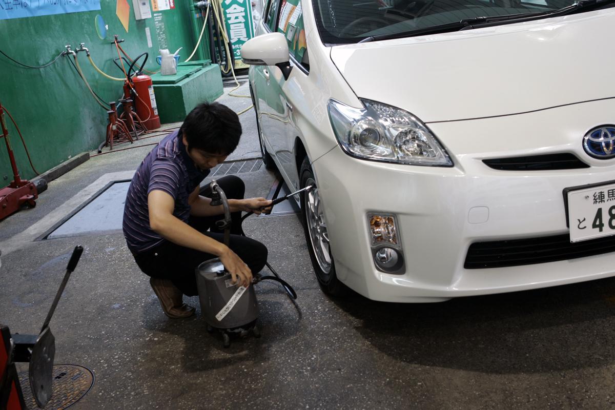 噂の真相 なぜか修理依頼が増える 雨の日にタイヤのパンクが多いというのは本当か Web Cartop 自動車情報サイト 新車 中古車 Carview