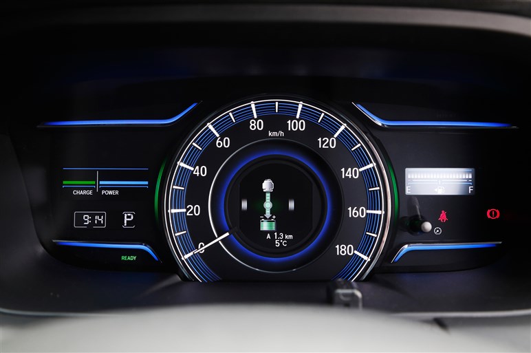モーターが主役の 新型オデッセイハイブリッド は燃費26 0km L ホンダの電動化が加速する Carview 自動車情報サイト 新車 中古車 Carview